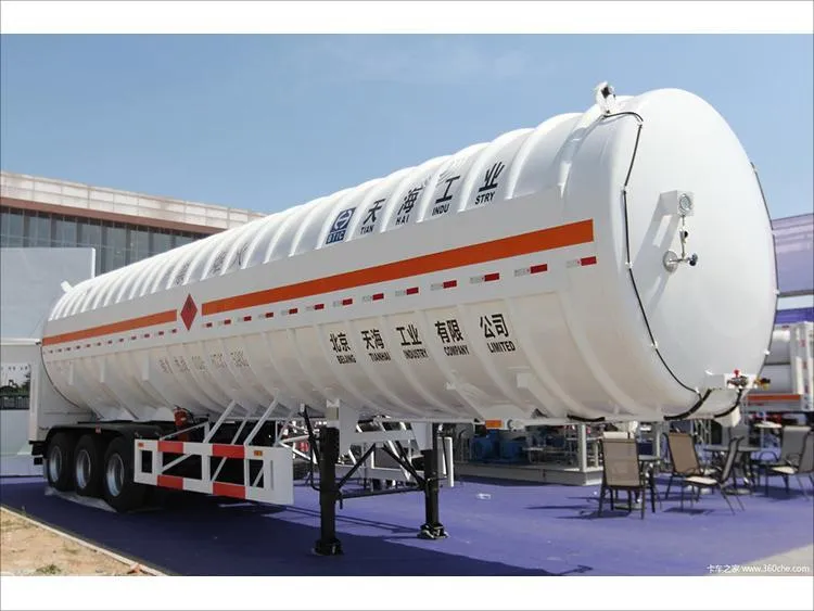 Kriogēns šķidrums puspiekabnieks