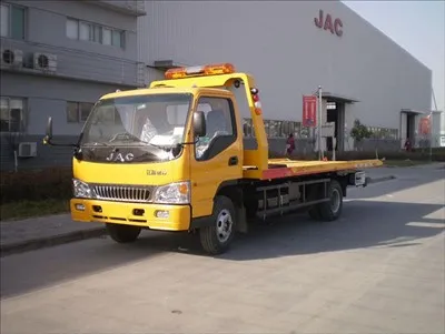 Ceļa tīrīšanas transportlīdzeklis